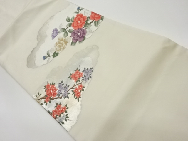 リサイクル　雲取りに花々模様織出し名古屋帯